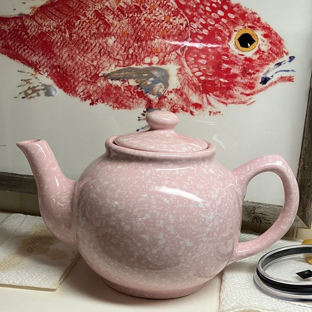 Pink Ceramic Teapot - Picture 11 of 11